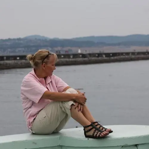 janine258 image 3