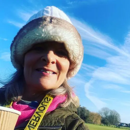 yogaliebhaberin image 0